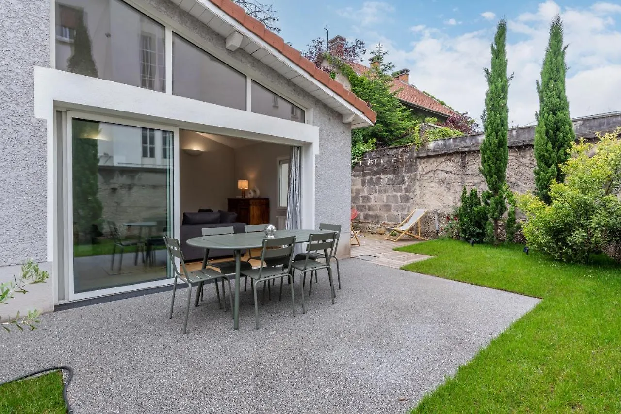 La Villa Sassolini Avec Jacuzzi Lyon