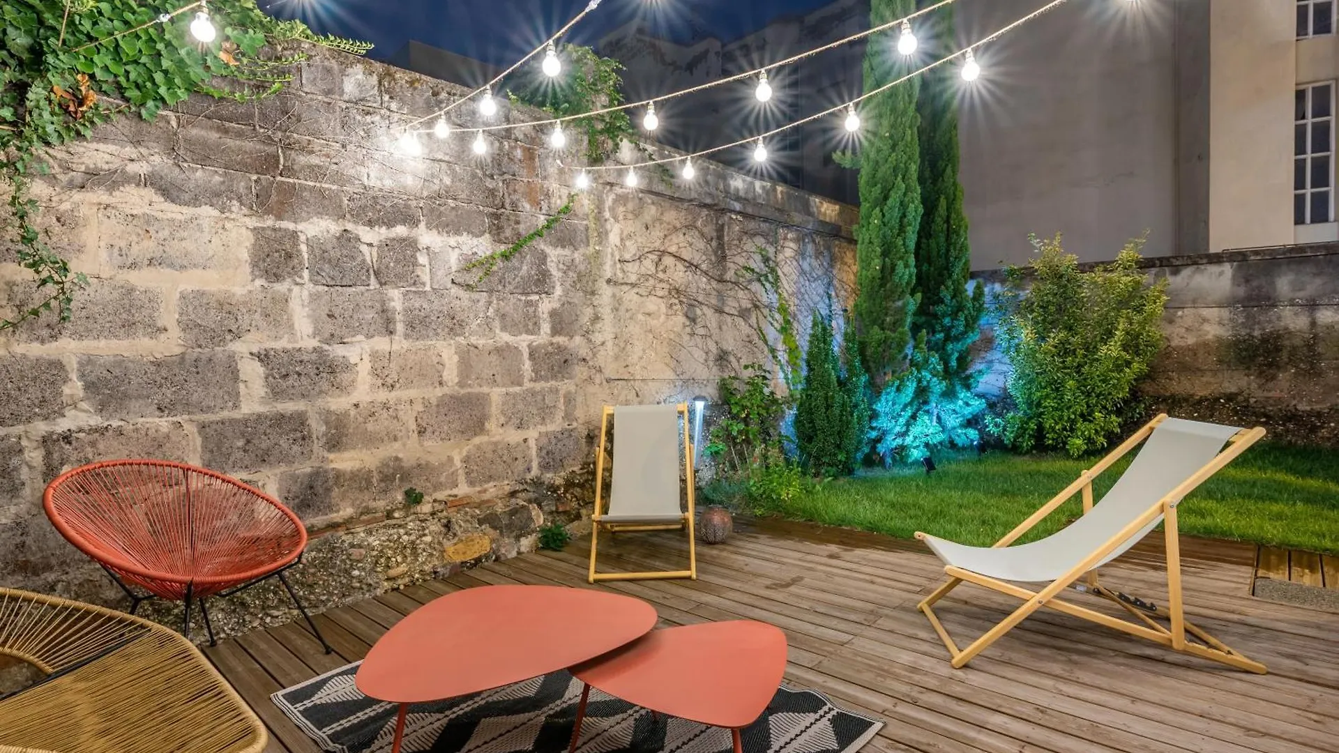 La Villa Sassolini Avec Jacuzzi Lyon
